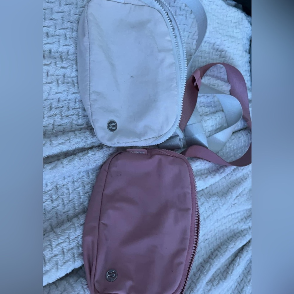 Lululemon belt bag